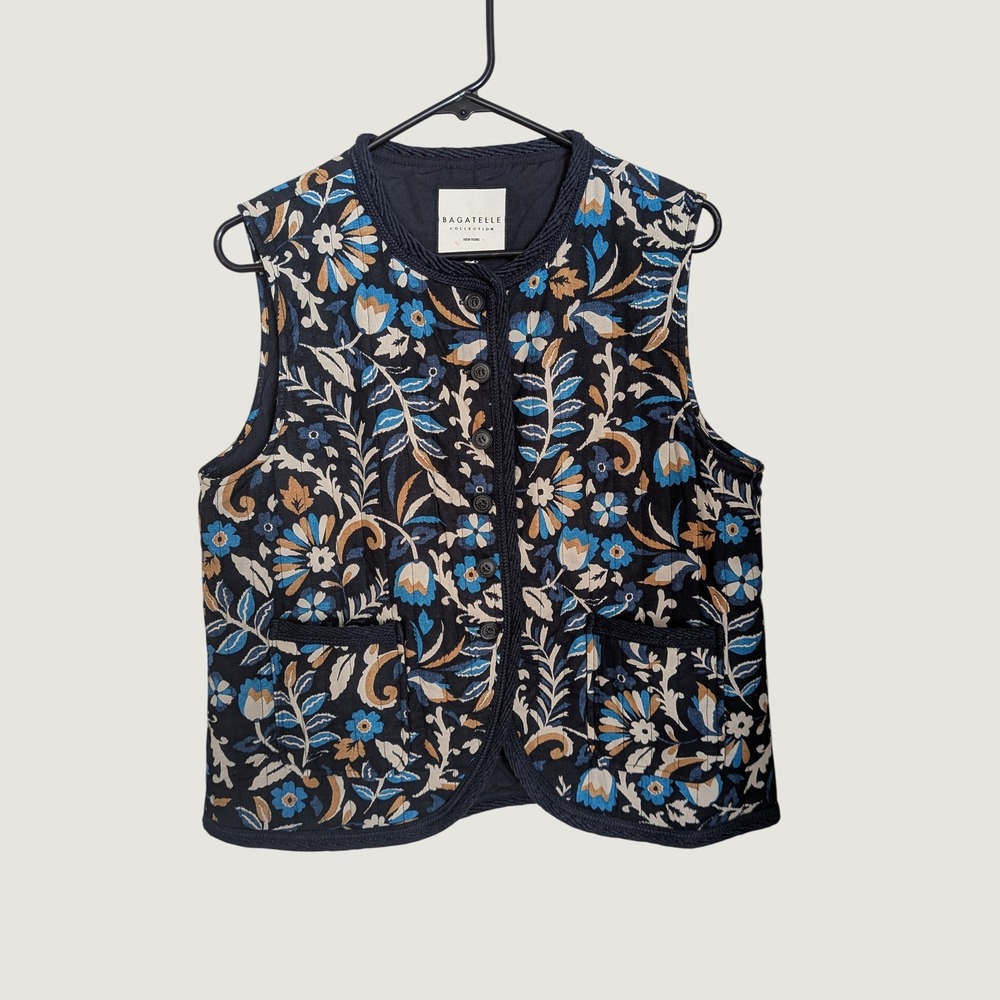 Bagatelle Navy Blue Floral Quilted Boho Cottagecore Vest Medium